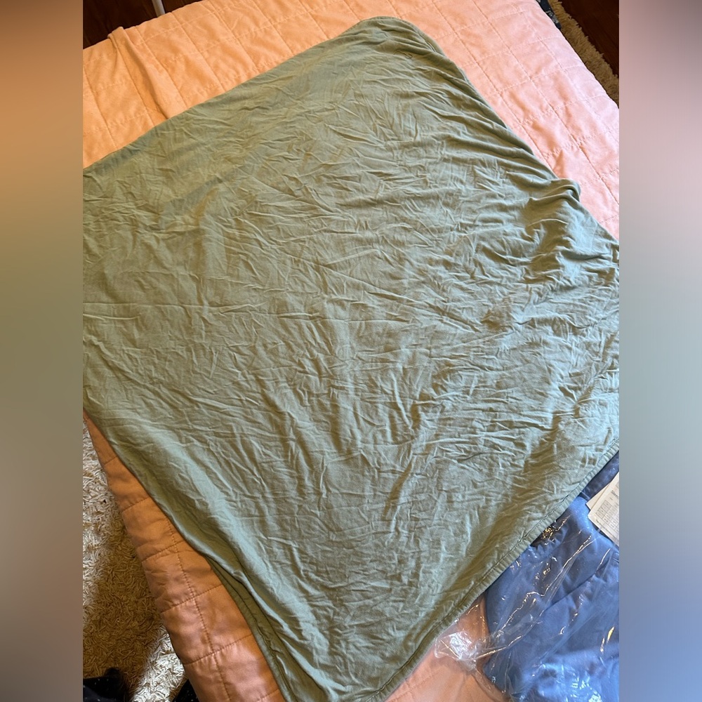 Kyte baby sage baby blanket